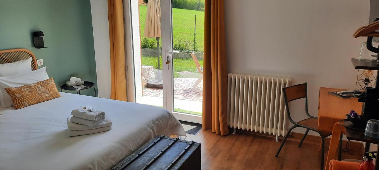 Le Jardin De Moulis, Saint Girons, Ariege, Pyrenees, Bed & Breakfast Exterior photo